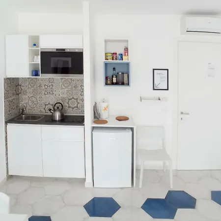 Syreness Suites Sorrent